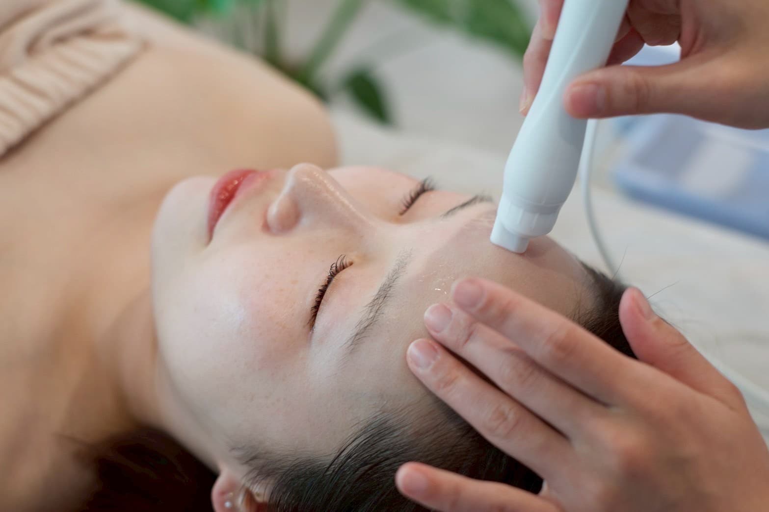 クリスタル毛穴クレンジング